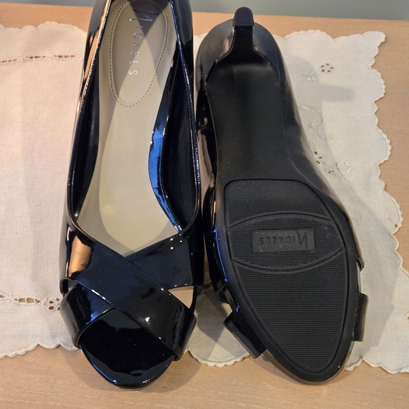 Nickels Black Patent Peep-Toe Heels – Size 10 – 3.5" Heel - Picture 8 of 16